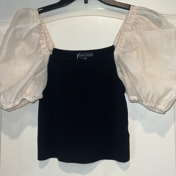 NWT Black and Cream Miou Muse Ethereal Top - Picture 2 of 5